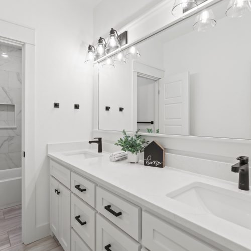 6ABF3105-92FA-4EC5-AC75-5CEC3217DC17