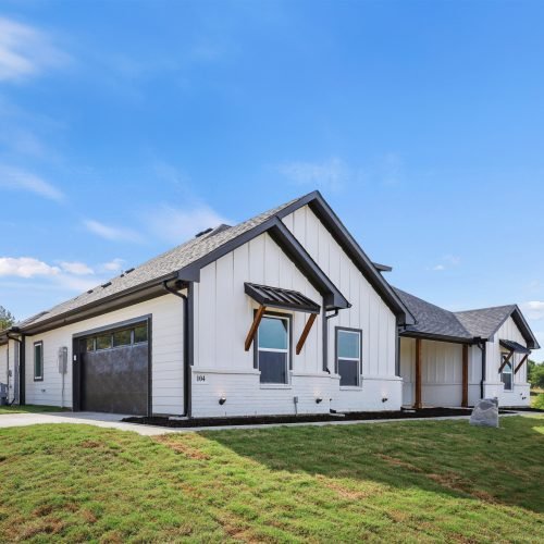 811E8301-A0EE-4F3C-BE22-185D2D69DB95