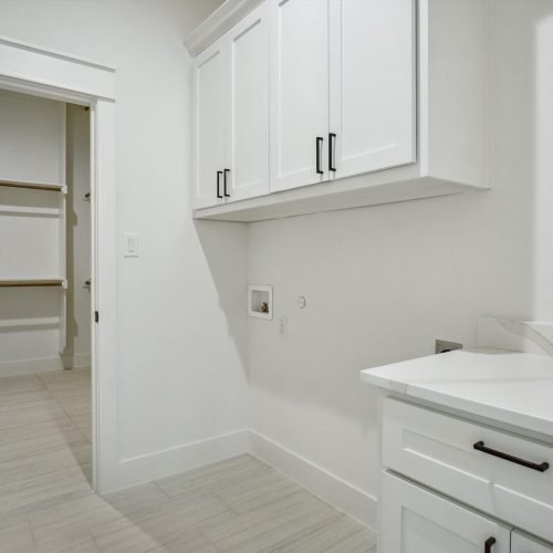 9C01A35E-7F29-42E7-BE27-6118FCAADD1A