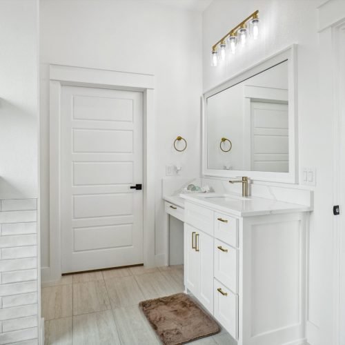 A6DA92EB-9370-4221-A3EF-6883DC082689