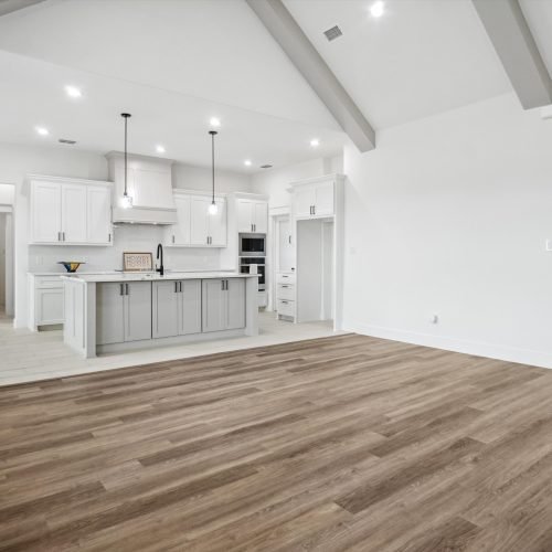 FC82A2F0-8CC8-44E1-B929-2AE1270D5D9E